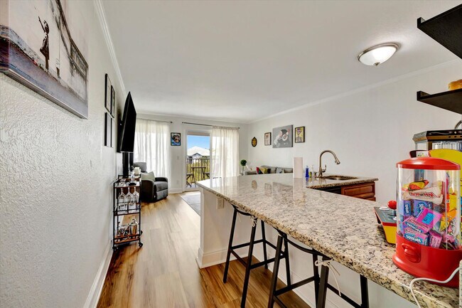 Building Photo - 2506 N Rocky Point Dr