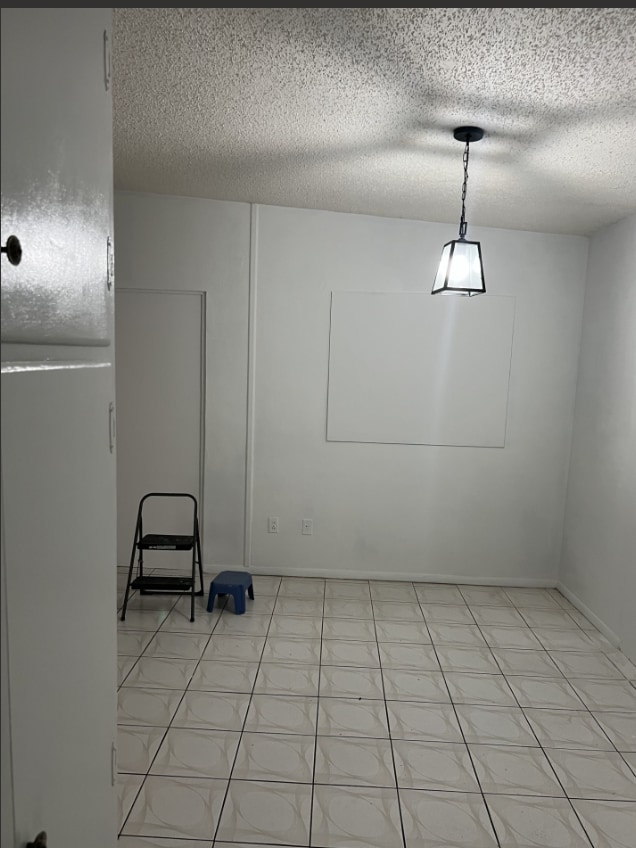 Building Photo - 232 Mercado Ave