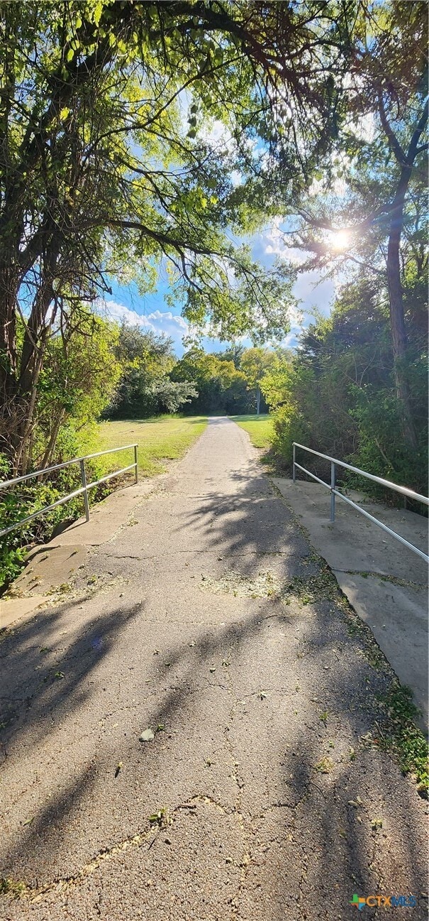 Building Photo - 2315 Bernice Cir