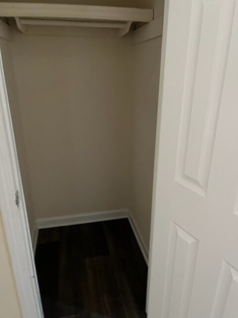 Building Photo - 240 Scandia Cir