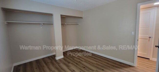 Building Photo - 1225 N Chestnut St