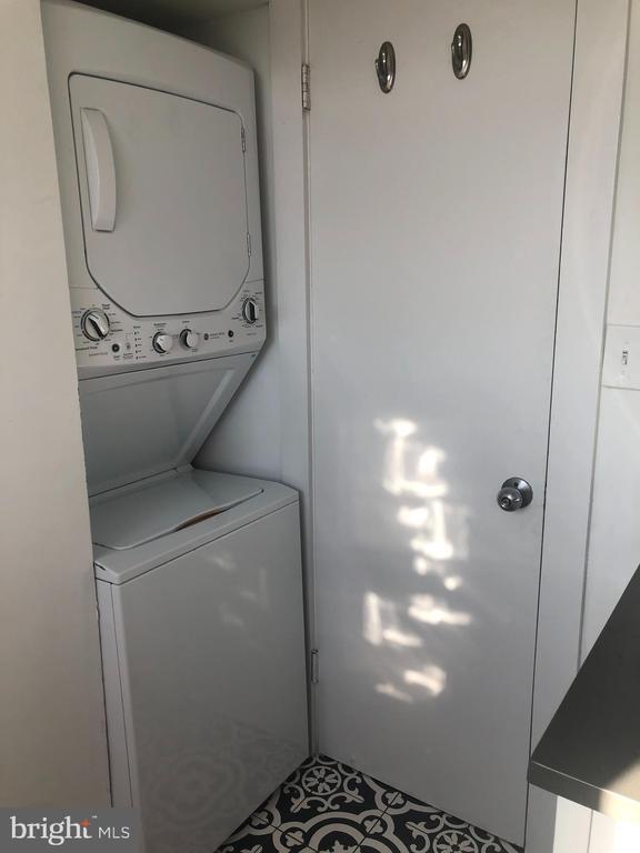 Building Photo - 2901 16th St NW