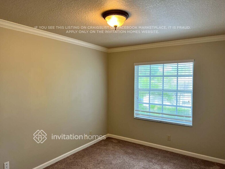 Building Photo - 107 Hidden Hollow Dr