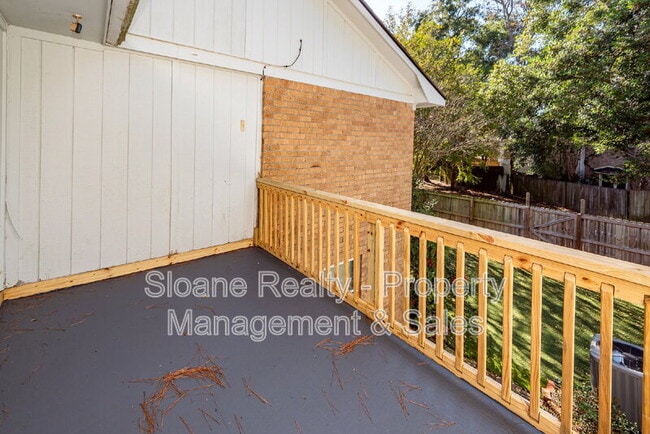 Building Photo - 40 Meander Row