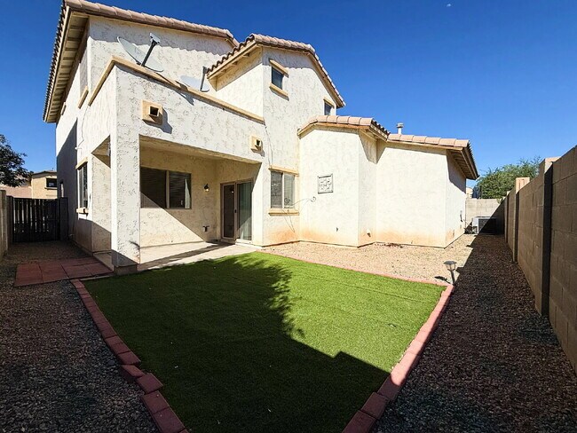 Building Photo - Charming Glendale Home with Spacious Lot & Prime West Valley Location!