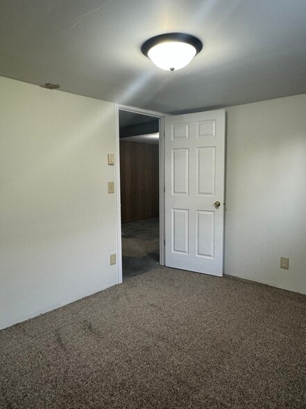 Building Photo - 4132 Mary Pl