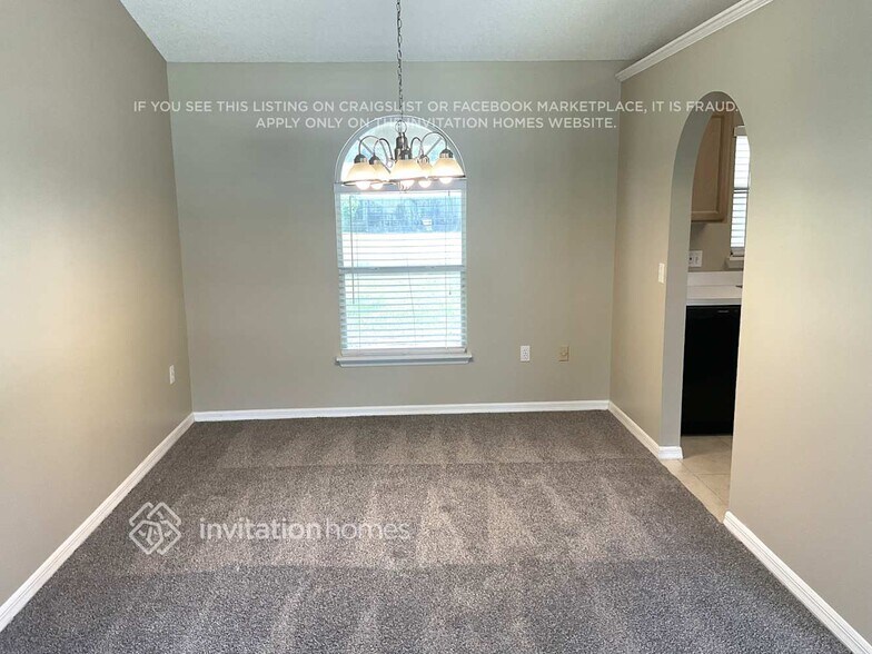 Building Photo - 7681 Greenboro Dr