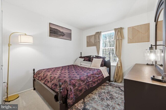 Building Photo - 1013 Copperfield Ct