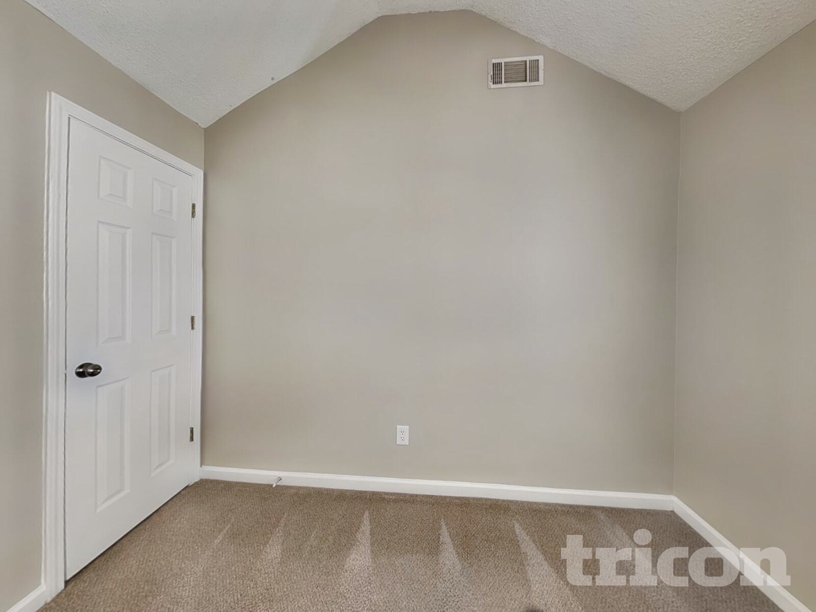 Building Photo - 4265 Reserve Hill Crossing