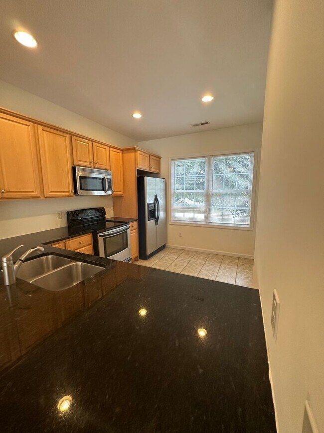 New Kent Townhomes 354354 New Kent Rd Blacksburg VA 24060