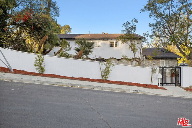 Building Photo - 20286 Allentown Dr