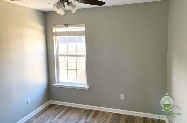 Building Photo - 516 Glenlea Ln
