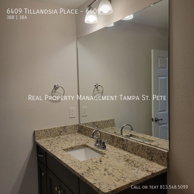 Building Photo - 6409 Tillandsia Pl