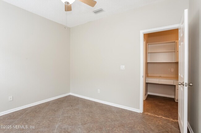 Building Photo - 15808 Spotted Saddle Cir