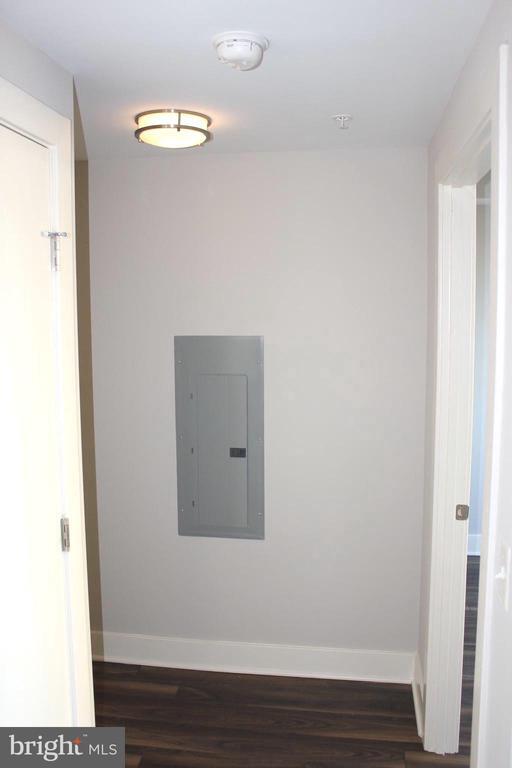 Building Photo - 1311 13th St NW