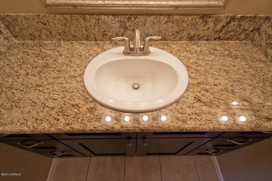 Master Bathroom Vanity - 435 W Rio Salado Pky