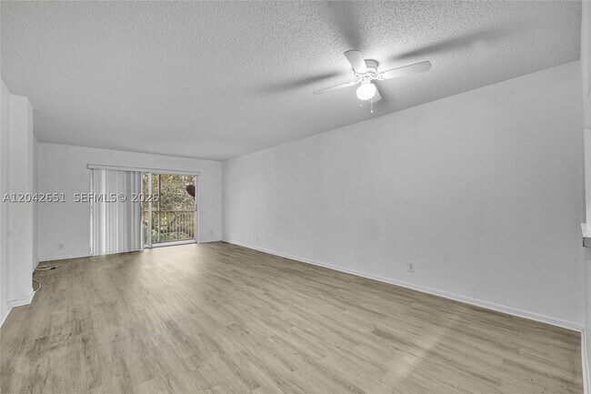 Building Photo - 1200 NW 87th Ave