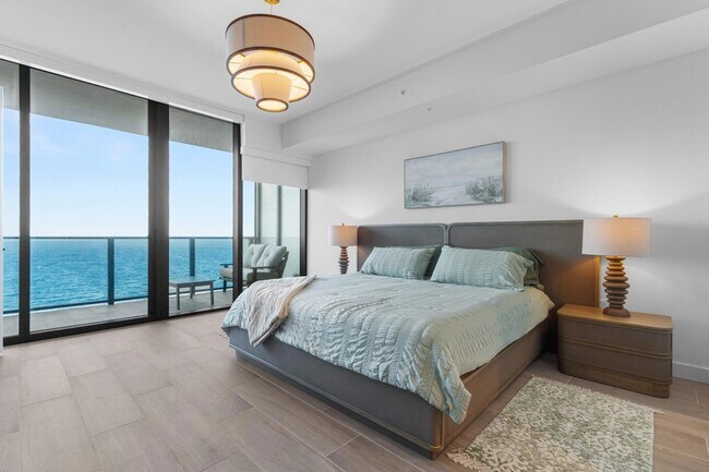 Building Photo - 900 N Ocean Blvd