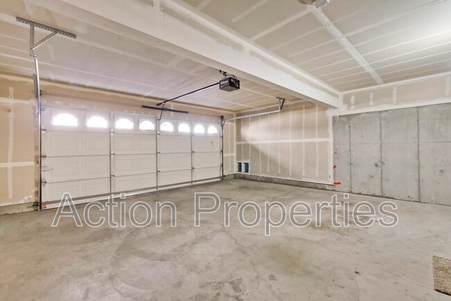 Building Photo - 5132 North First Street