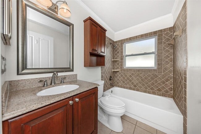 Building Photo - 15002 Rocky Ledge Dr