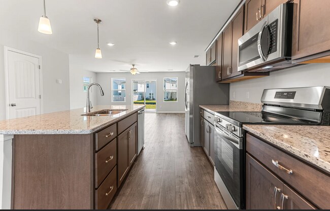 Building Photo - 240 Justify Ave