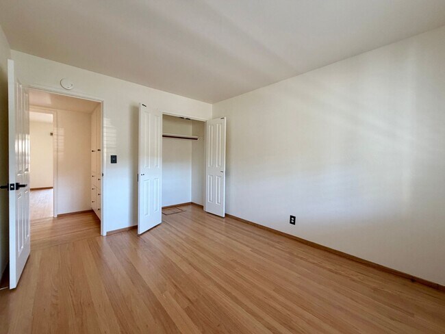 Building Photo - 3 Bedroom 2 Bathroom Single Level Napa Brown's Valley Home