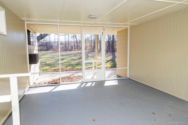 Building Photo - 58 On the Green