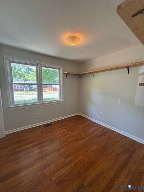 Building Photo - 9721 Drexel Ln