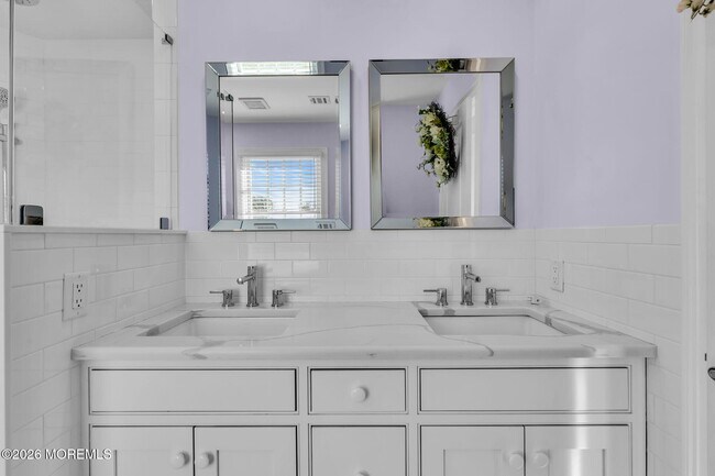 Building Photo - 550 Whiting Ave