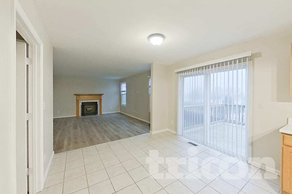 Building Photo - 4 Sapphire Ct