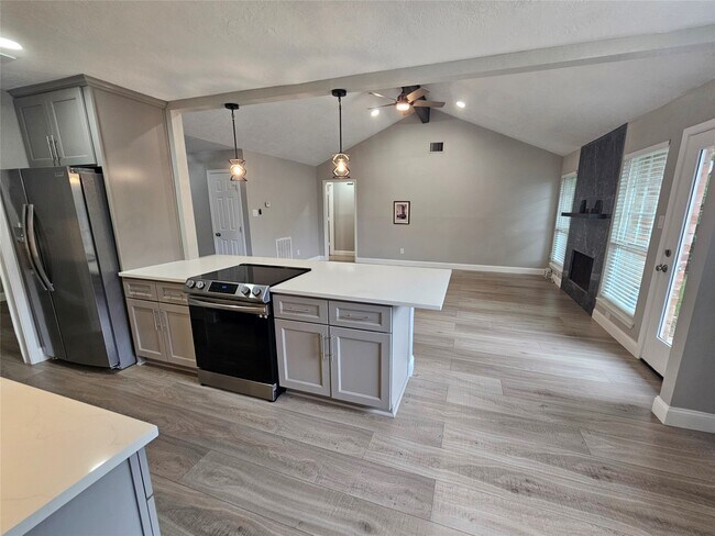 Building Photo - 22530 John Rolfe Ln