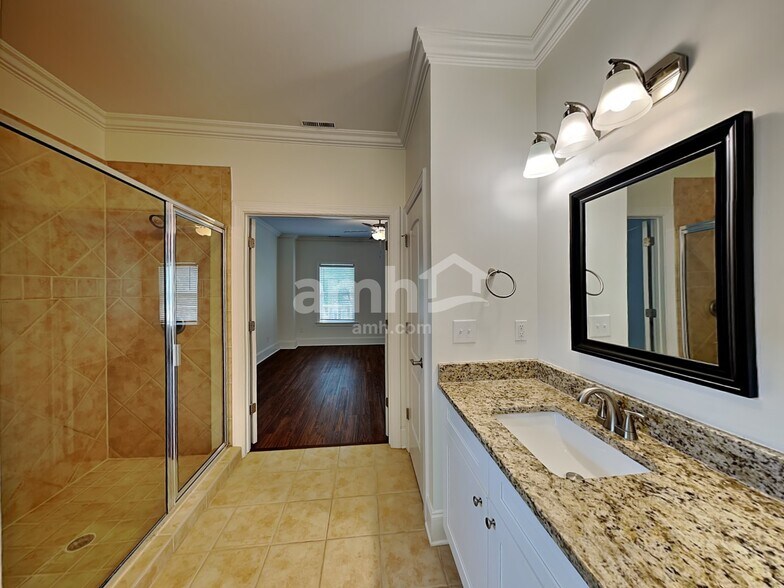 Building Photo - 3032 Ivy Brook Pl