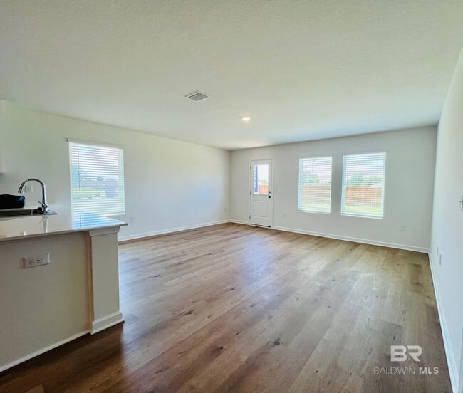 Building Photo - 16136 Furlong Lp