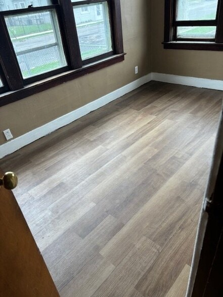 Building Photo - 822 19th St