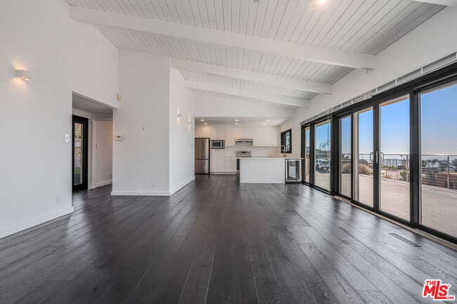 Building Photo - 17921 Vicino Way