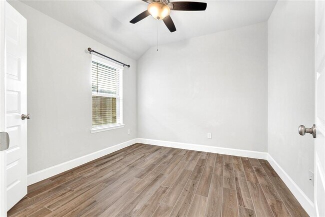 Building Photo - 2530 Alder Wood Ln