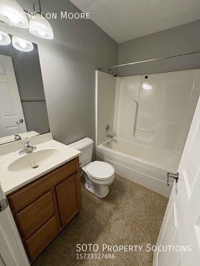 Building Photo - 714 Lon Moore St