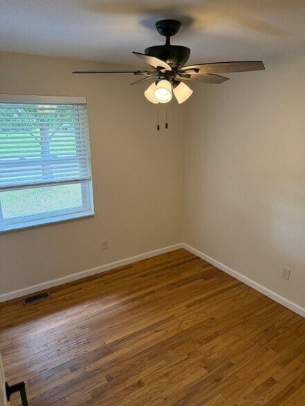 Building Photo - 3623 St Alban Dr