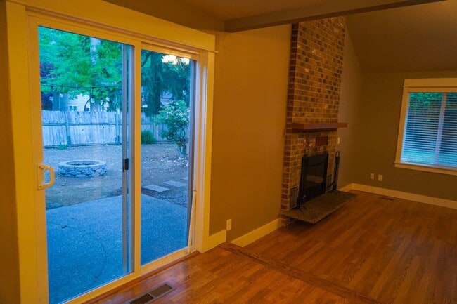 Building Photo - Beautiful 3 Bedroom Home in Wilsonville