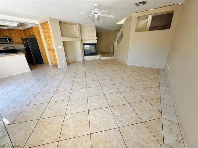 Building Photo - 964 Plantain Lily Ave