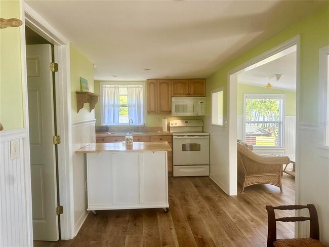Building Photo - 4003 Indian River Dr