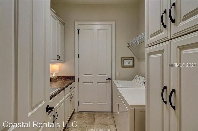 Building Photo - 4 br, 3 bath House - 283 Belfair Oaks Blvd