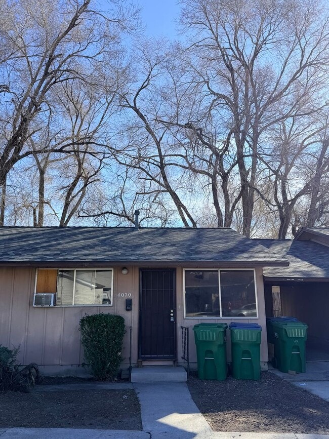 Building Photo - 4070 Shinners Pl