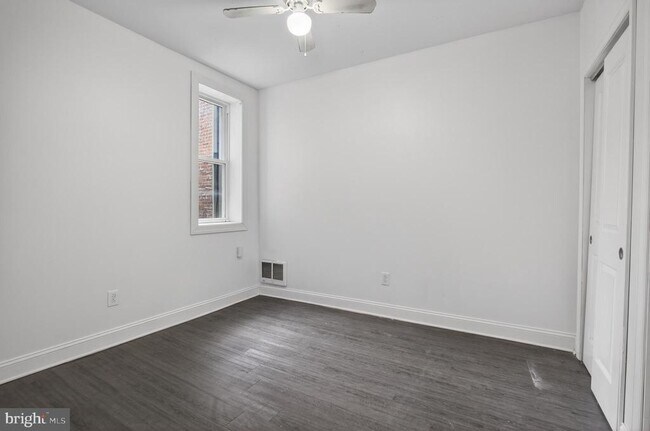 Building Photo - 3138 W Allegheny Ave