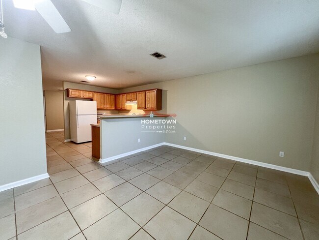 Building Photo - 1106 Fretz St