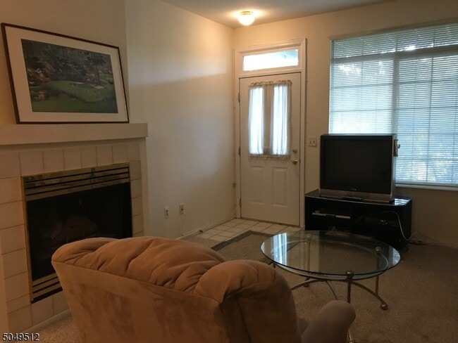 Building Photo - 59 Wentworth Rd