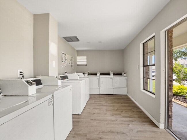 Building Photo - Laurel Oak Village