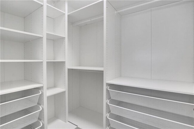 Building Photo - 1278 Linden Ct