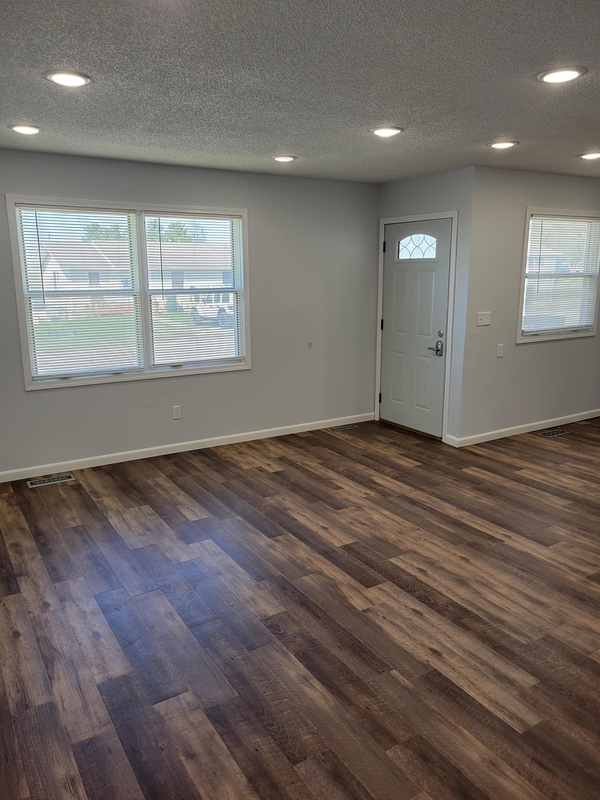 Building Photo - 2255 Fairfax Dr