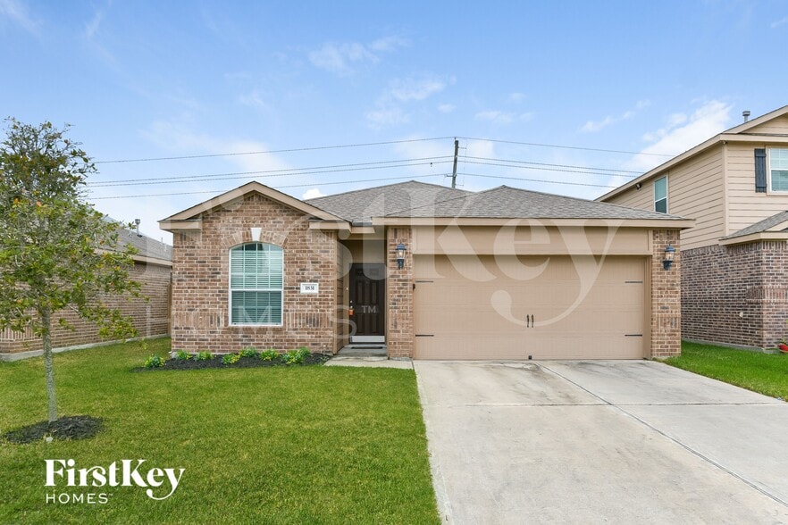 Primary Photo - 1831 Garnet Breeze Dr